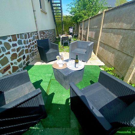 Une Ambiance Cosy Avec Jardin Privatif Nassandres Ngoại thất bức ảnh